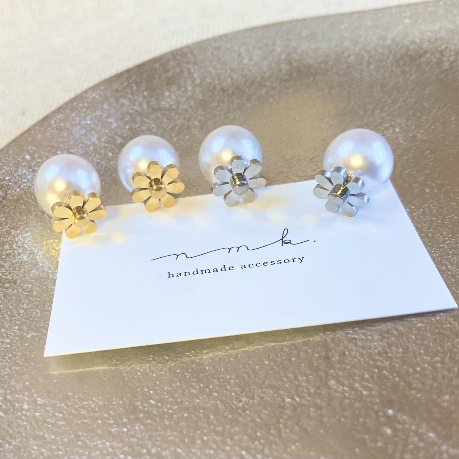 爽やかでお上品*.♡ミニミニカメオ風ピアス、イヤリング(小)ピスタチオ