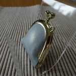 小さな皮革のジュエリーケース　淡いブルー