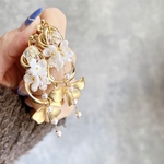 ツイストリングのパールフラワーピアス