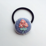 お花のヘアゴム(ブローチでもお作りできます)