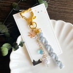 【1/1 0:00～販売】水引 猫と雪の結晶の三つ編みキーホルダー
