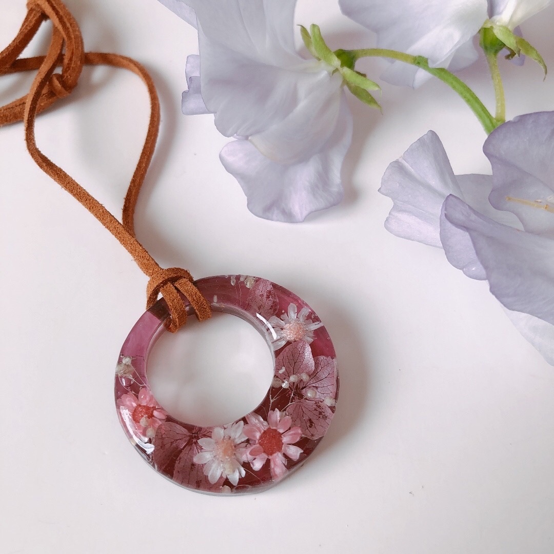 91ドライフラワー のレジンネックレス - handmade RIN