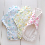 布ナプキン防水23センチ3枚セット（ペールカラー小花柄）