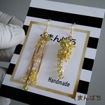 ご専用です《14kgfチャーム》春色♡ミモザ♡スフェーン×イエローサファイア♡贅沢アシンメトリーショートチャーム♡1384