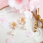 【再販】桜ビジューとパール ～Baby Pink～　イヤリング/ピアス/桜/さくら/花/フラワー/ビジュー/パール/ビーズ/卒業式/入学式/春