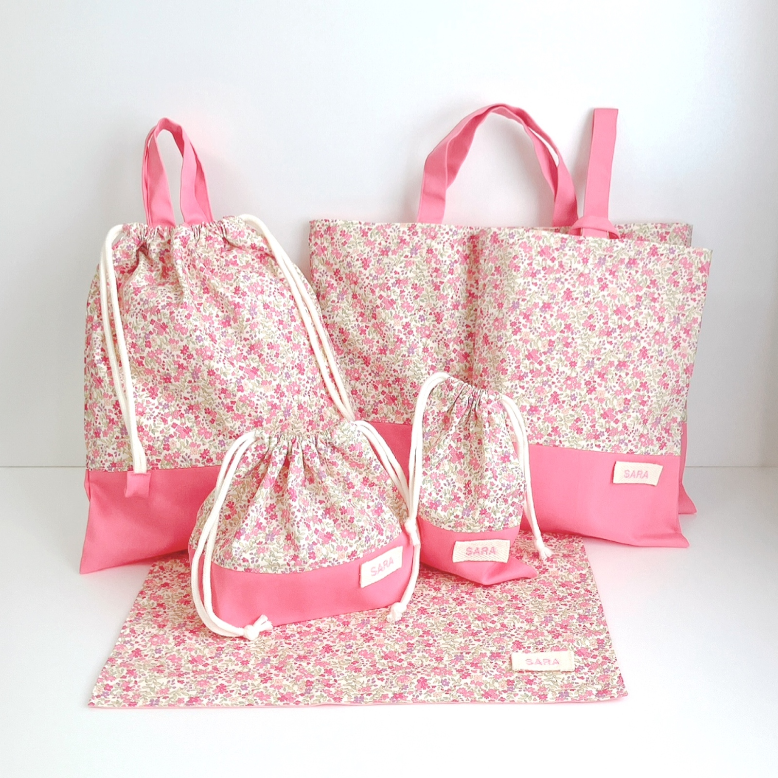 星柄のレッスンバッグ☆名前刺繍 入園入学 体操着袋 - SARA'S