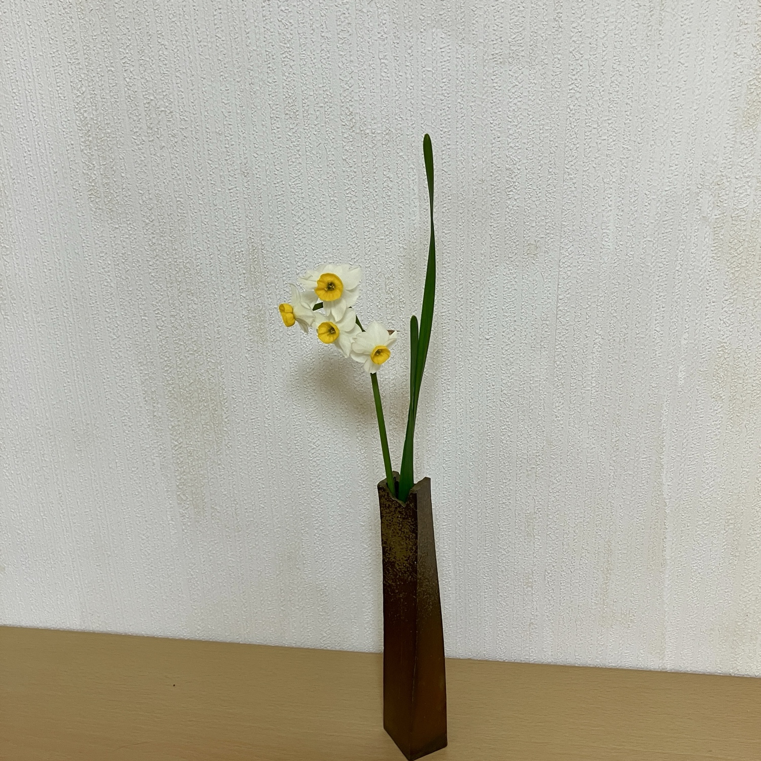 送料無料】備前・ドーナツ型花瓶 - 陶芸工房・隠れん房 | minne