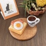 ミニチュアパン　ベーコンエッグトーストとコーヒーセット