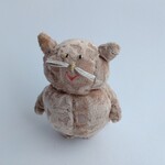 ぽってりトラ猫の小さなぬいぐるみ④