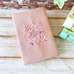 さくら色のブックカバー（ハーダンガー刺繍）②