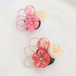 夏祭りに!つまみ細工のヘアクリップ【小花と毬】