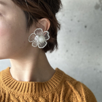 大きなお花イヤーアクセサリー