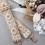 【再販】ショルダーストラップ　インド刺繍リボン　スマホストラップ　ミントグリーン