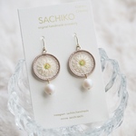 【本物のようなお花シリーズ】小さなガーベラ【white】　オーガンジー刺繍アクセサリー　ピアス/イヤリング
