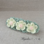 【再開sale】お花のバレッタ(黄色・かぎ針編み)