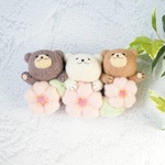 主役級！羊毛フェルトブローチ　くまの３兄弟（桜）