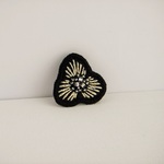 flower　brooch