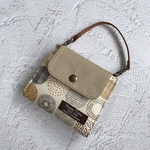 詰め替えやすさ 取り出しやすさ にこだわったミニバッグ風 携帯ボックスティッシュカバー ペーパータオル詰め替え サークルツリー柄 ベージュ