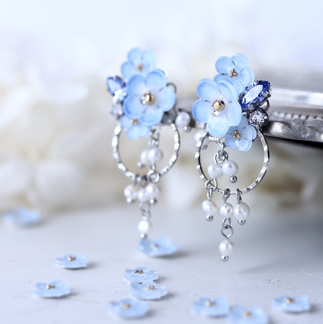 モスアゲートネモフィラフラワーカービング＊ピアスorイヤリング ネモフィラ 一輪ピアス/イヤリング | tomoka craft&accessory