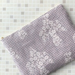 ミナペルホネン　choucho & odysseyポーチ　25  ミナペルホネン の刺繍生地　A5が入る大きめポーチ