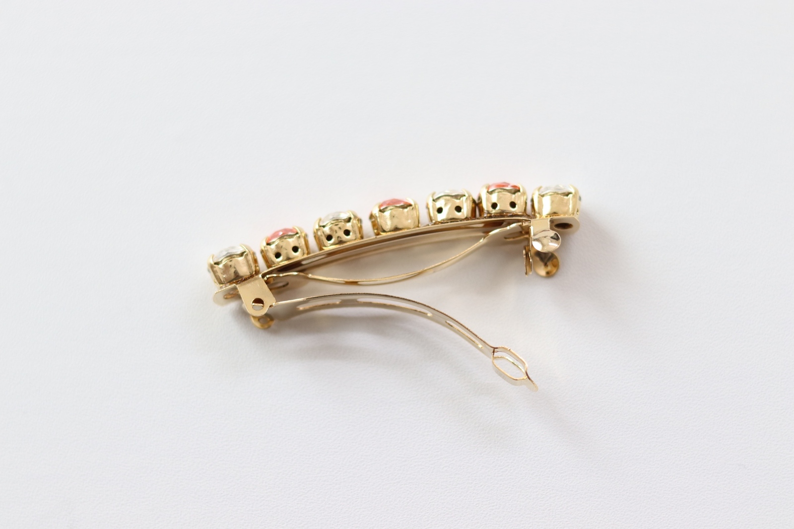 【未使用】スワロフスキー×ベロア×バレッタ SWAROVSKI - スワロフスキー バレッタの通販 by