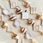 送料無料！本物のお花使用♡ ミニチュア花かごの吊るし飾り　インテリア　モビール　ナチュラル　ドライフラワー