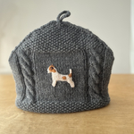 手編み手刺繍のマグカップコージー・ジャックラッセルテリア