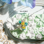 【スピカ】星 カラフル かすみ草 ボタニカル 小ぶり ドライフラワー 押し花  パステルカラー 大人かわいい ネックレス 金属アレルギー サージカルステンレス 可