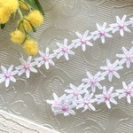 38【刺繍ブレード/1m】フラワー/ホワイト×ライトピンク