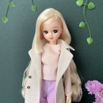 ⭐︎トレンチ風ジレ　ベージュ　リカちゃん服　リカちゃんアウトフィット