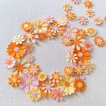 ✧︎送料込み✧︎クラフトパンチ　花　アルバム　カラフル　飾り　寄せ書き　メッセージ　スクラップブッキング　ペーパーフラワー　結婚式　パーツ　誕生日　ウェディング　祝電　母の日