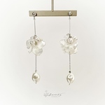 シルバー登場【〜flutter silver〜ﾌﾗｯﾀｰ ｼﾙﾊﾞｰ】花びらとパールピアス・イヤリング／ウェディング・ブライダル・花嫁さまに
