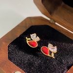 シルバー925  小ぶり　かわいいらしい　クジラ　ピアス　つけっぱなし　小さめ　ピアス　金屬アレルギー対応