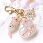 【桜まつり開催🌸】ハートと猫のキーホルダー(ホワイトピンク)