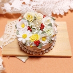 【ミニチュアフード】薔薇と小花のフラワーケーキ No.202421
