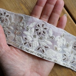 【訳あり‼️】　50cmカット済み　オーガンジー×スパンコール刺繍リボン 