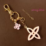 saly☆かわいいー！2wayお花のキーホルダー