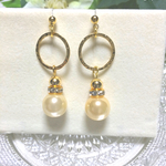 《感謝SALE》イエローゴールドパールとリングのピアス（イヤリング）