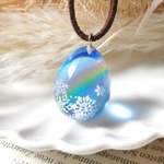 10.虹と結晶 ネックレス  虹の空 （キーホルダーへの変更可）  