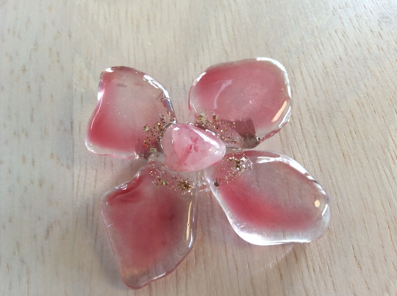 一点物   シーグラスブローチ  水彩画風  春の華   ガラスアートブローチ