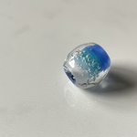 海を包んだとんぼ玉