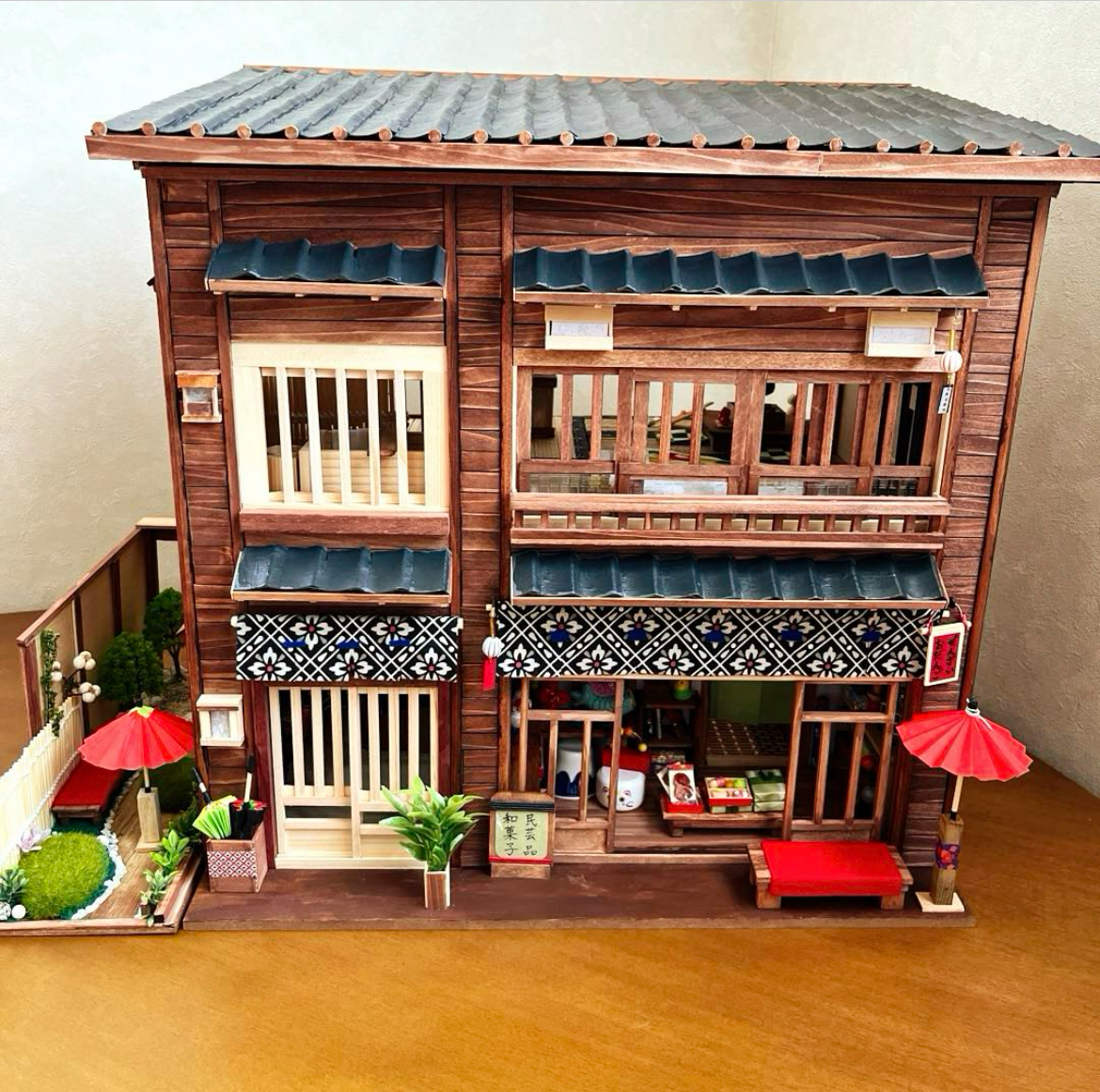 二階建て ドールハウス 古民家 和室 お庭付き 高さ43 ミニチュア