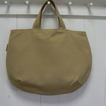 手提げバック　　　（キャメル）　　　(H31cm   W40cm)