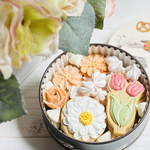 春限定！お花のクッキー缶