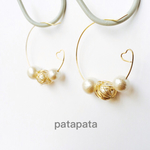 ワイヤーボールのハートフープピアス
