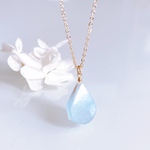 《3月の誕生石》アクアマリンのラフロックドロップネックレス　＊14kgf＊　金属アレルギー対応　誕生日プレゼントクリスマスギフトにも