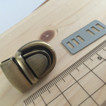 SK30A 差し込み金具　アンティークゴールド色AG　30＊23mm/１組