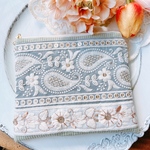 ˗ˏˋ   インド刺繍リボン×ヌビポーチˎˊ˗  スカイブルーペイズリーリボン　ピスタチオヌビ