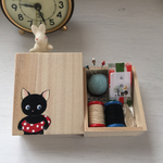 小さい裁縫箱「黒猫スイマー」送料無料