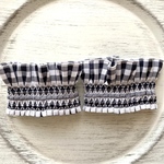 スモッキングフリルの付け袖　カフス　濃紺